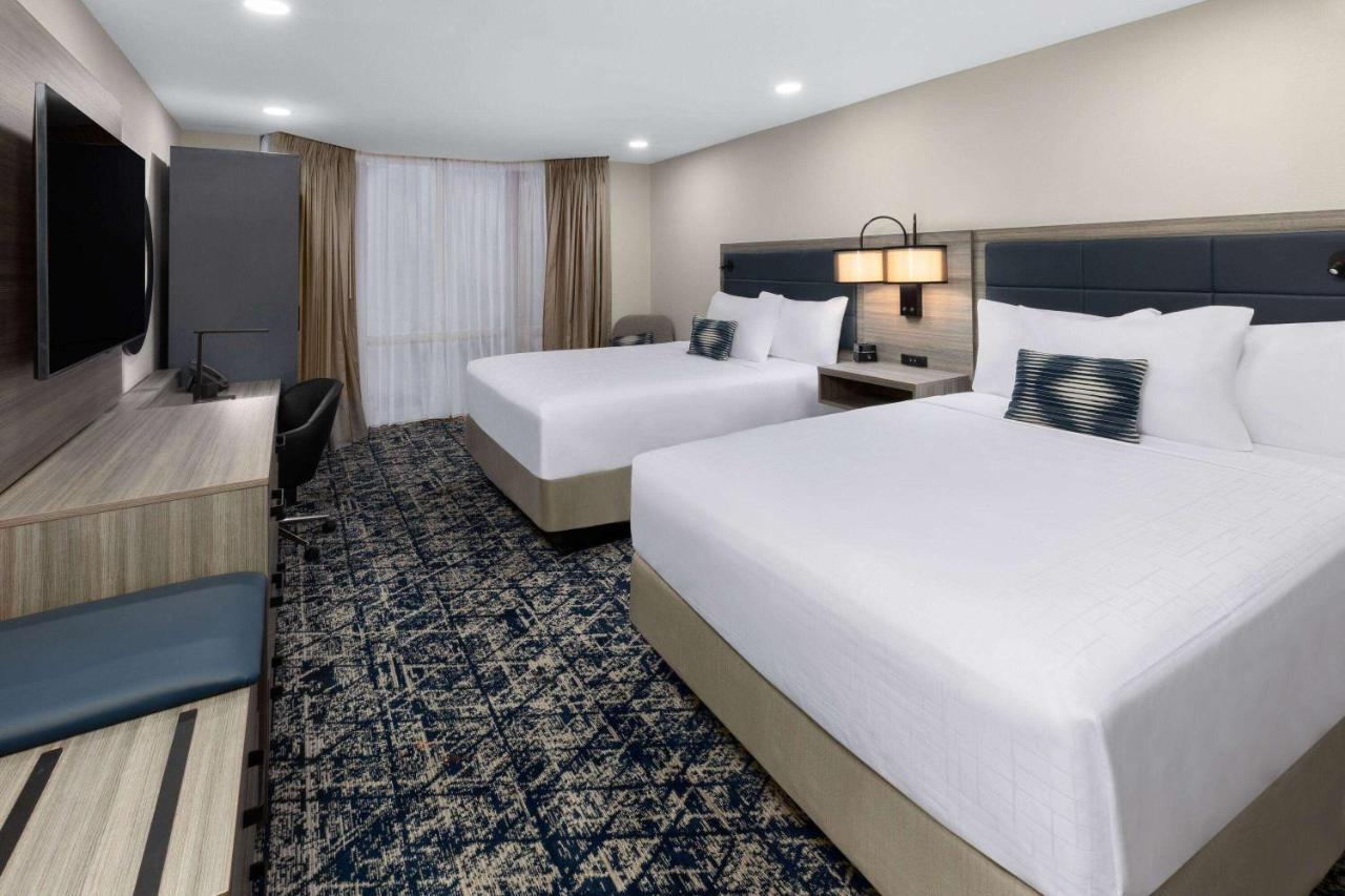 Отель Wyndham Dfw Airport Ирвинг Экстерьер фото